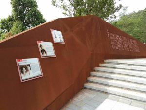 敦煌耐候钢挡土墙